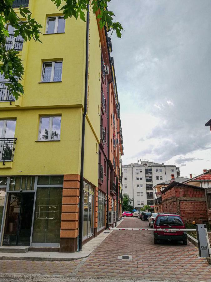 Maris Apartment *