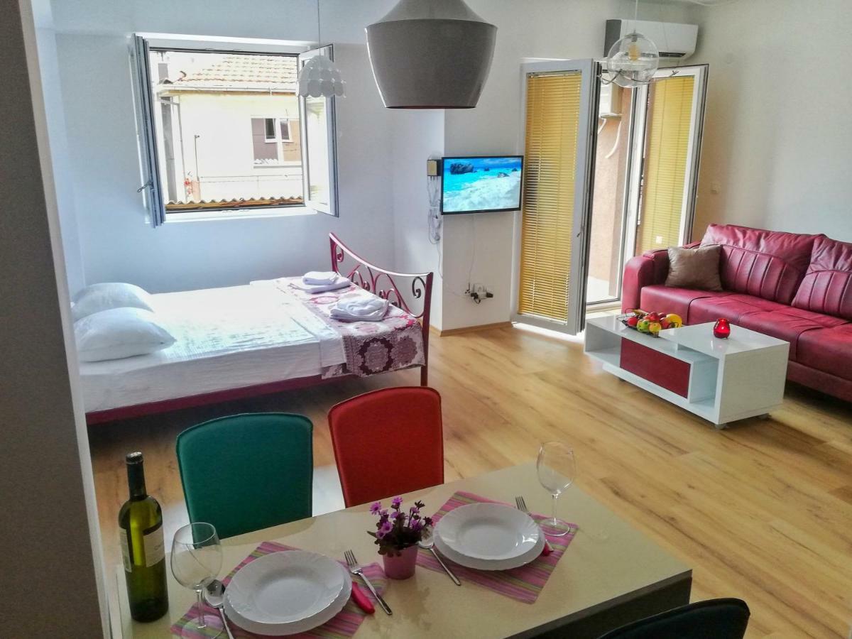 Maris Apartment